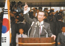 신인 때 술 취한 박노식에 맞아… 악극단 출신 장동휘와도 불화