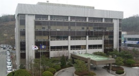 군산서 여고생 상습 추행한 교사 징역형