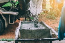 공공기관 평당 건축비, 민간보다 최대 3배 비싸