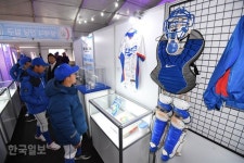 “한국야구 명예의 전당, 조속히 건립해주세요”