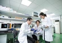 SK 신약, 미국 판매 신청… 단독 개발론 최초
