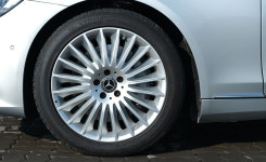 [시승기] 화려함에 내실까지 더한 메르세데스-벤츠 S 400d 4Matic L 시승기