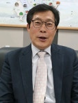 전인식 농협경주시지부장, 첫 시집 ‘검은 해를 보았네’ 발간