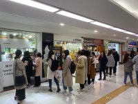 특허컵에 新메뉴 담아 불황 이겨내는 ‘범산목장 카페’