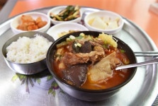 아득한 세월 품은 700개의 무덤…신비한 침묵