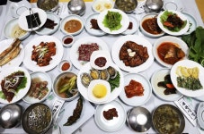 색의 향연 순천만국가정원…상다리 휘어지는 한정식 밥상