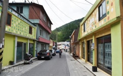 불꽃처럼 청춘을 사르고…자연으로 돌아간 산골마을