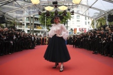 [칸 리포트] 가는 곳마다 