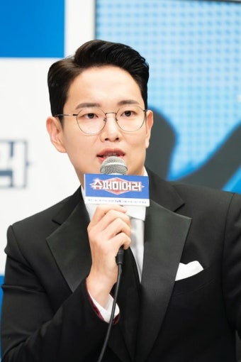 ‘슈퍼히어러’ 장성규 “프리랜서 선언 후 첫 MC, 잠 못 잤다”