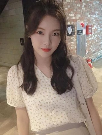이선빈, 이광수와 데이트 중? 더욱 물오른 여신 미모