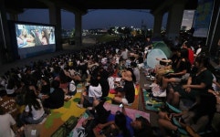 ‘에어컨 이제 그만’…여름 시원하게 날 수 있는 국내 축제 네 곳은 어디