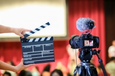 조명감독들이 화난 이유는