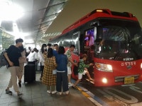 [단독]“여름휴가 망쳤어요”… 보라카이행 팬퍼시픽 기체 결함 10시간 연착