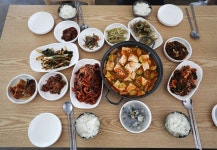 태백산맥 벌교에서 배로 30분…꼬막 섬 장도를 아시나요