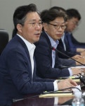 성윤모 장관 “국내 소재 산업, 가마우지에서 펠리컨으로 바꾸겠다”