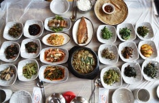이웃집 담장 닮은 해미읍성 성벽 안엔, 병인박해의 아픔이…