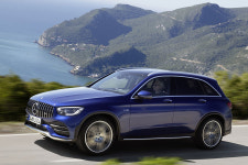 [리뷰] 새로운 디자인을 반영한 AMG, ‘메르세데스-AMG GLC 43 4Matic’