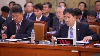 박양우 문체부 장관ㆍ이기흥 대한체육회장 “평양 축구 유감”