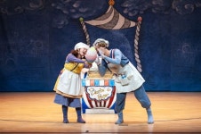 [클린리더스] LG생활건강 “여성 경력 단절, 뷰티 유튜버로 돌파구 찾으세요”