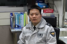 후임 순경에게만 공적조서 올린 ‘인천 장발장’ 경찰