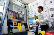 꽂혀 있던 남의 카드로 셀프 주유 무죄, 왜?