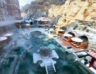 “자력부강의 한길로 줄달음쳐 온 한 해”… 노동신문의 송년호