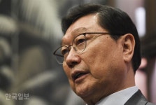 정덕구 “자본주의 모순 깊어도 사회주의는 대안 못 돼… 제3의 길 찾아야”