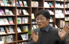 길 위에서 퍼올린 詩… “노동이 안 보인다고요? 내 삶에서 다 했습니다”