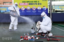 송파는 상호명 공개, 강남은 비공개… 지자체 ‘제멋대로’ 이동동선 공개
