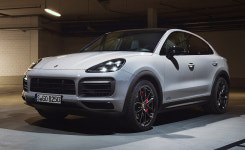포르쉐, 더욱 강렬한 2020 카이엔 GTS·2020 카이엔 GTS 쿠페 공개