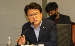 황운하, 檢인사 후폭풍에 사직하는 검사 많을수록 개혁 탄력