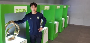 선수들은 우릴 낮춰보지 않는다… 이동국부터 그랬으니까