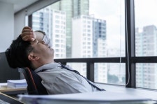 “아무 것도 하기 싫은데요” 직장인 85%가 겪는 번아웃 증후군