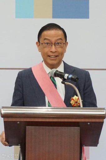 정부, 토마스 렘봉 전 인니 투자청장에 수교훈장 광화장 수여