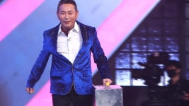 개그맨 이봉원, 중국집 철가방 들고 