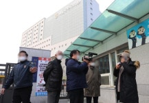 직장ㆍ교회 신규 집단감염 … 동부구치소 누적 945명