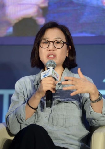 '도깨비' 만든 김은숙 작가·윤하림 대표, 학대 아동 위해 1억 기부