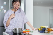 아점? 점저? 삼시세끼 경계 지운 코로나 집콕 생활