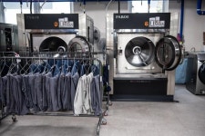 [뷰엔] 차별로 얼룩진... 파트타임 노동자의 내돈내산 작업복