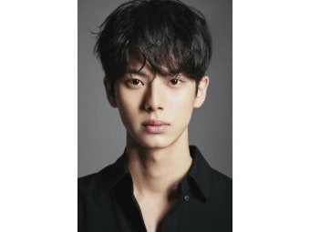 '김수현 소속사 신예' 이채민, '하이클래스' 비서 캐릭터로 정식 데뷔