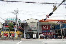 포항 선거유세 1번지 죽도시장 경북 땅값 1위 주인 바뀌었다는데...