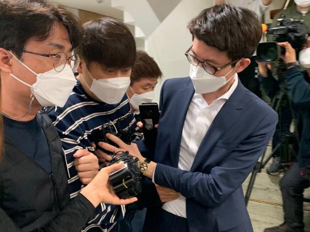 전 프로야구 투수 윤성환, 지인에게 사기 혐의로 징역 1년 6개월 선고