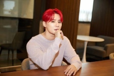 [HI★인터뷰] 다시 빨간 머리로...돌아온 김준수, 샤큘의 미래를 말하다