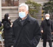 공정위, 삼성에 역대 최대 2300억 과징금 때렸다...  급식 일감 몰아준 죄