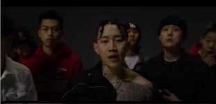 흑인 문화 훔쳤다? 박재범이 이틀 만에 신곡 뮤비 지운 까닭은