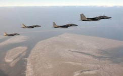 새만금 공사장에 떨어진 물체는 미군 전투기 연료탱크… 아찔