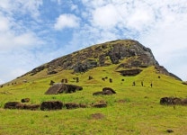 모아이와 돌하르방…라파누이에서 제주를 돌아보다 [뿌리다와 탕탕의 지금은 여행 중]
