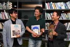 팝 라이선스 LP의 역사, 기록으로 남기고 싶었죠