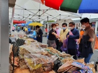 대목장 손님 맞아야 잿더미 영덕시장, 임시장터서 재기 발걸음