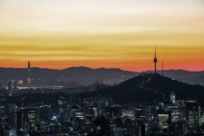 스타트업 매력도시 서울의 그늘[아침을 열며]